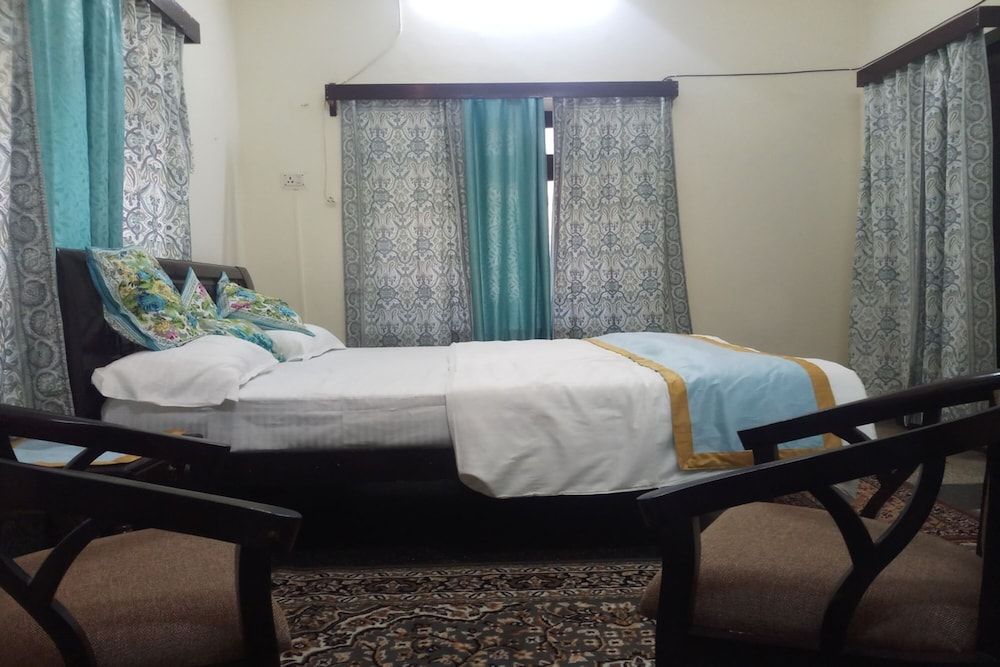 Krishnangan Home Stay
