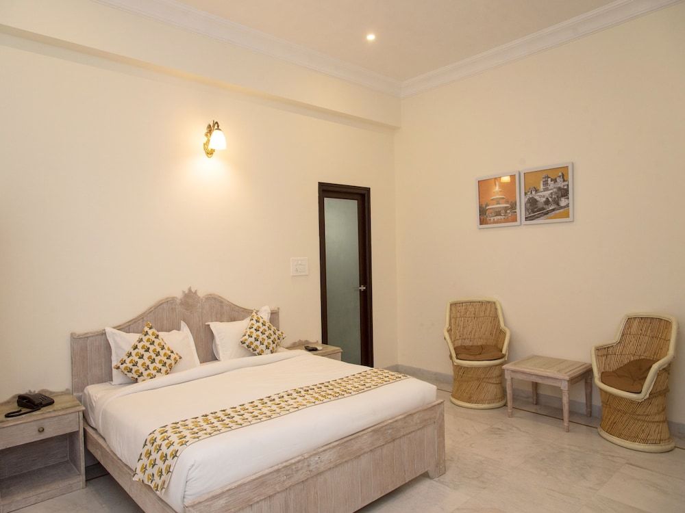 undefined OYO 13793 Villa Sagat Raaso