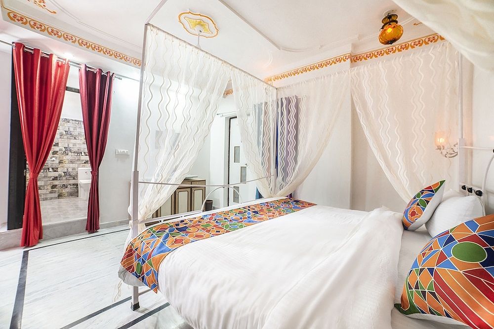 FabHotel White House - Nr. Sinhagad Speciality Hospital Deluxe Room 22
