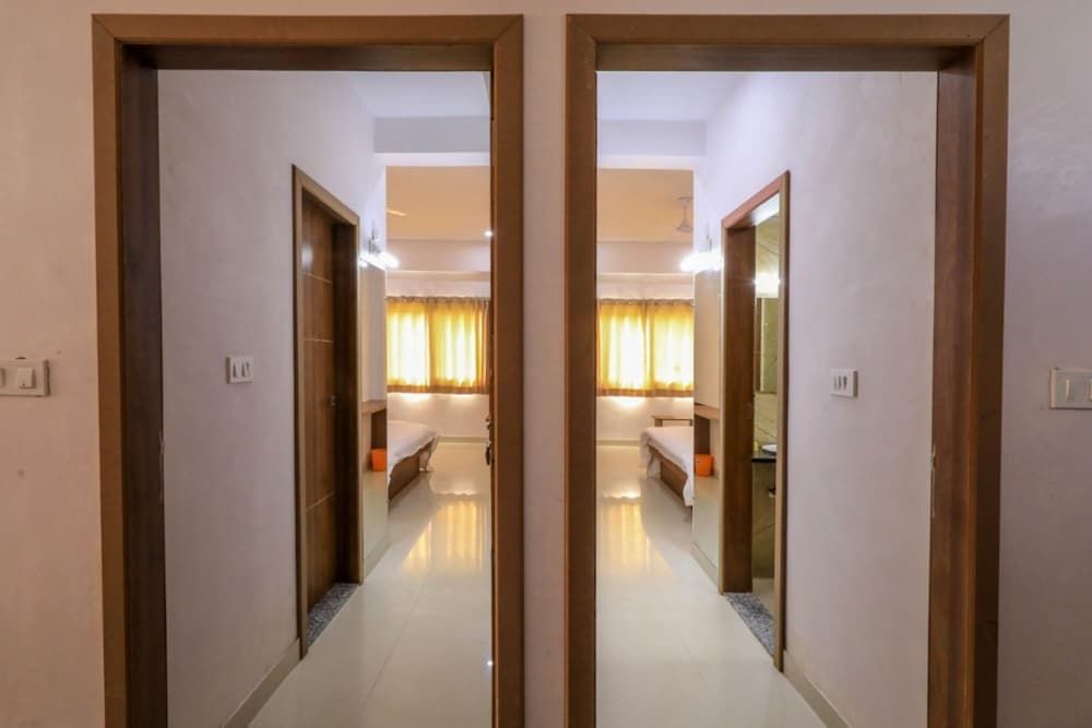 Gorakh Shyam Resort Deluxe Room 9