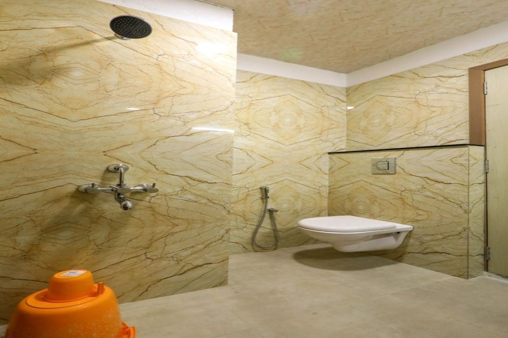 Gorakh Shyam Resort Deluxe Room 8