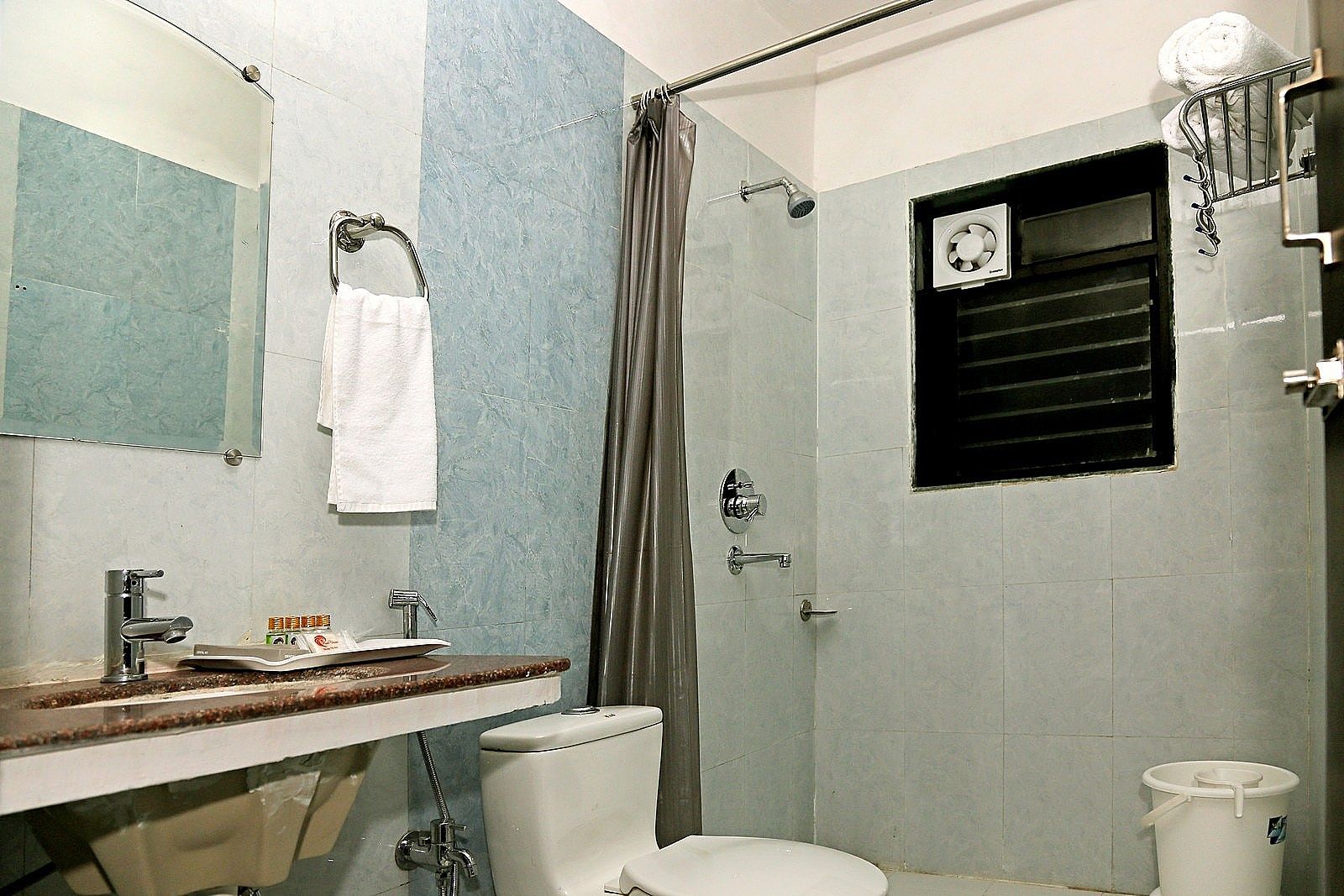 The Park Classic Udaipur Deluxe Room 10