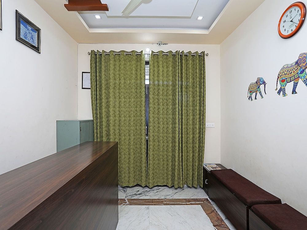 undefined OYO 9777 Home Duplex Studio Airport Road 7