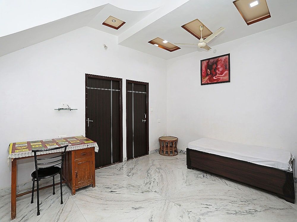 OYO 9777 Home Duplex Studio Airport Road Double or Twin Room 4