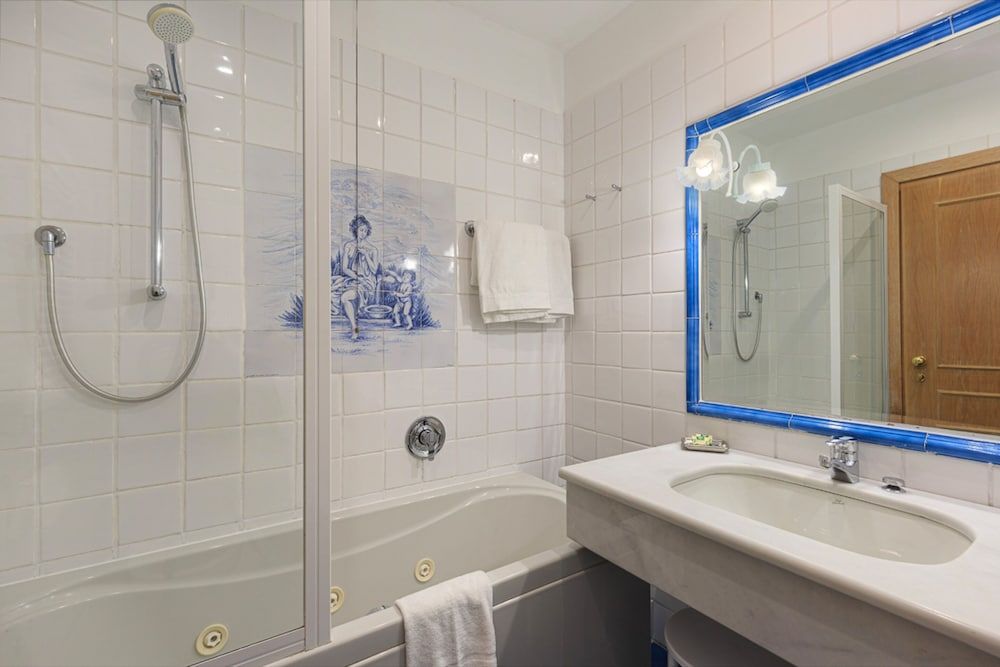 Grand Hotel Mediterranee Junior Suite con Balcone e Vista Mare 13