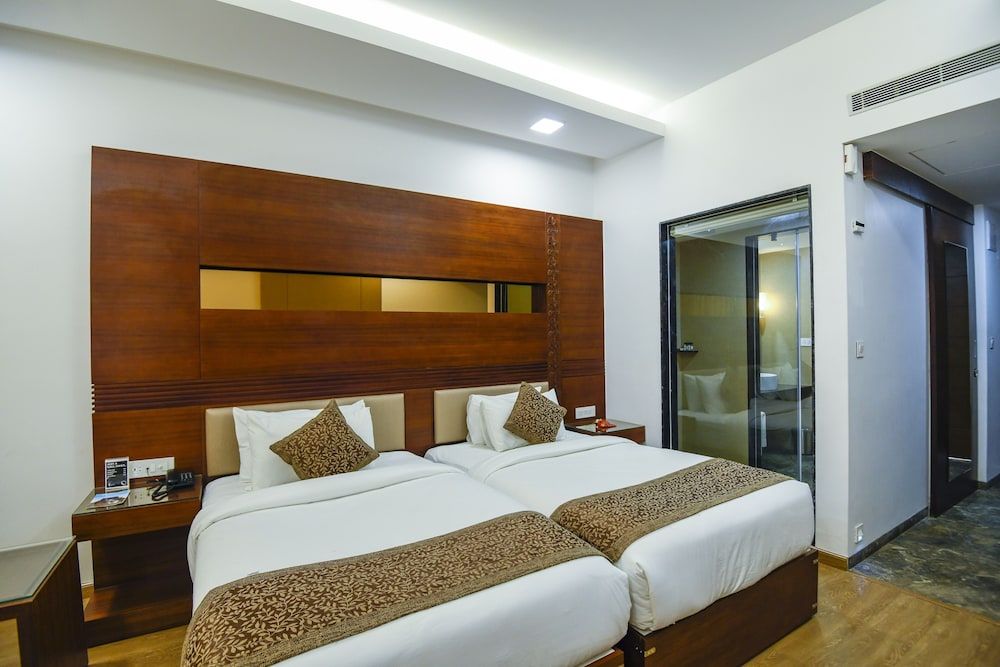 Spoorti Resort and Club Twin Room 5