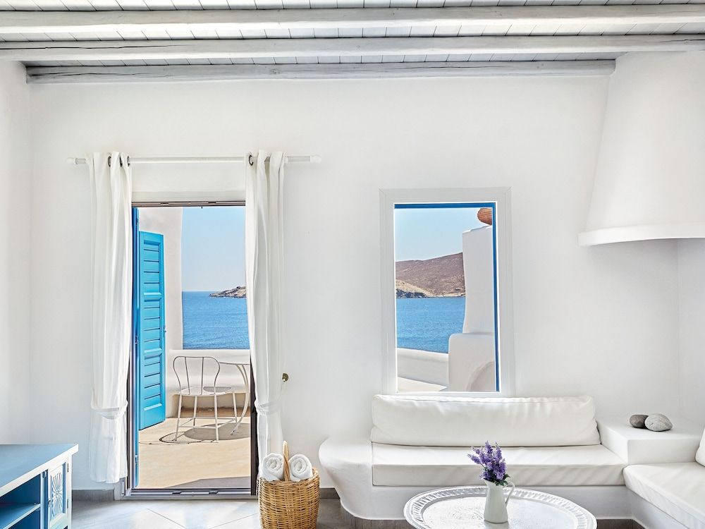 Mykonos Lolita, A Grecotel Resort To Live