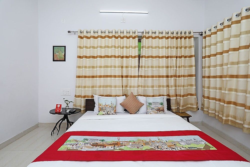 OYO 10298 Home near Sukhadia Circle Double or Twin Room 16
