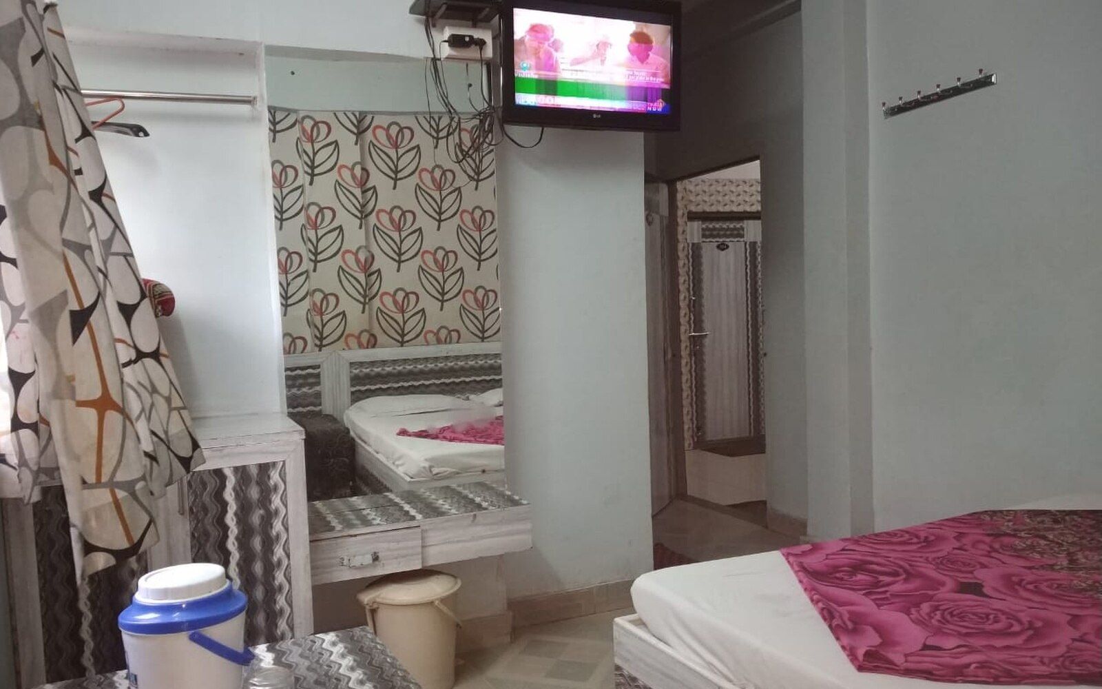 Deluxe Double Bed Non AC Special Rate