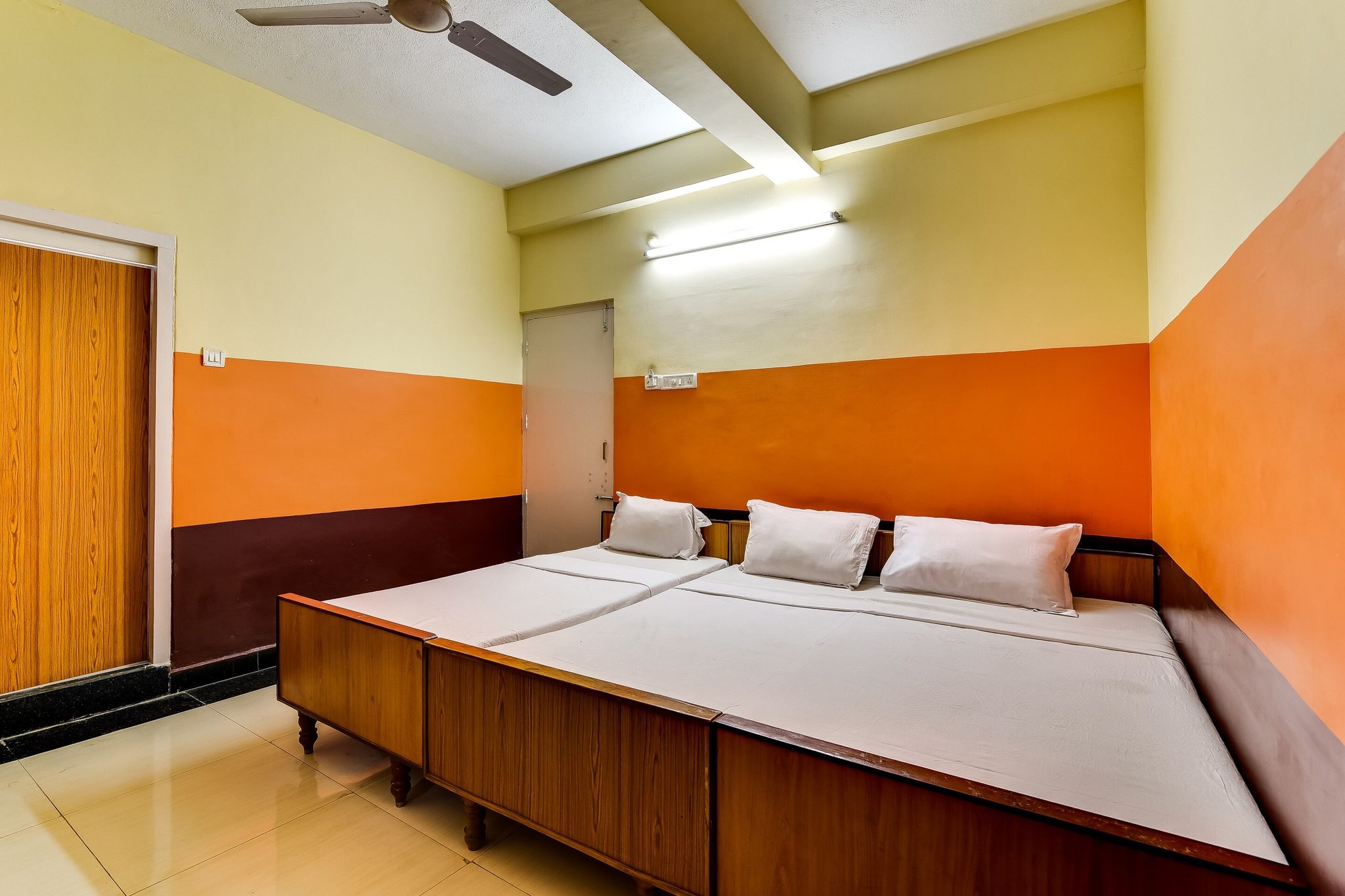 Hotel O Srinivasa Residency Lodge SPOT ON NON-AC 2