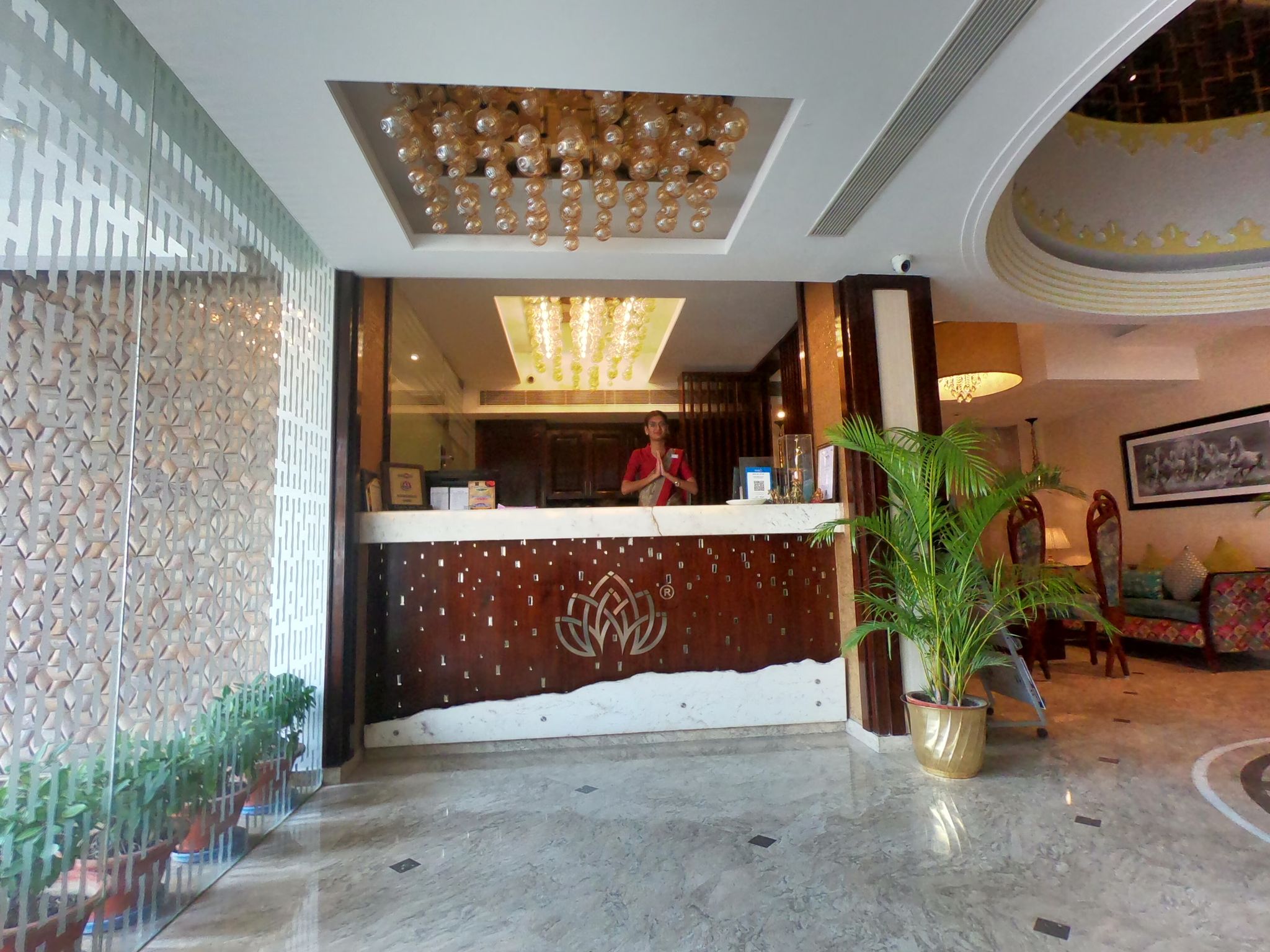 undefined The Royal Phular 2