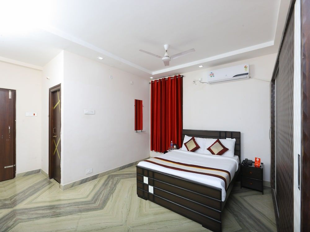 OYO 9226 near Railway Station Double or Twin Room 3