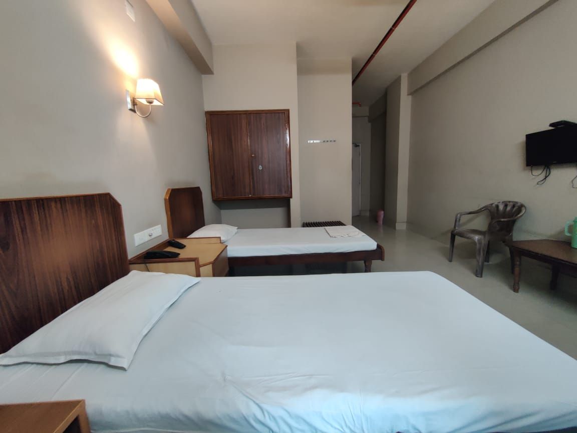 undefined Hotel Elite International 5