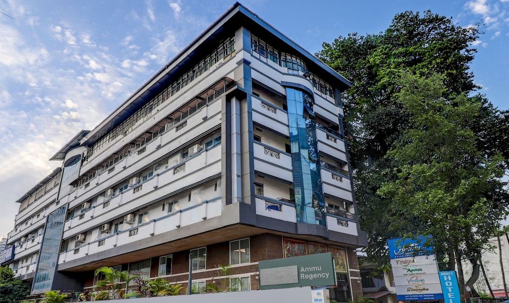 Itsy Hotels Ammu Regency