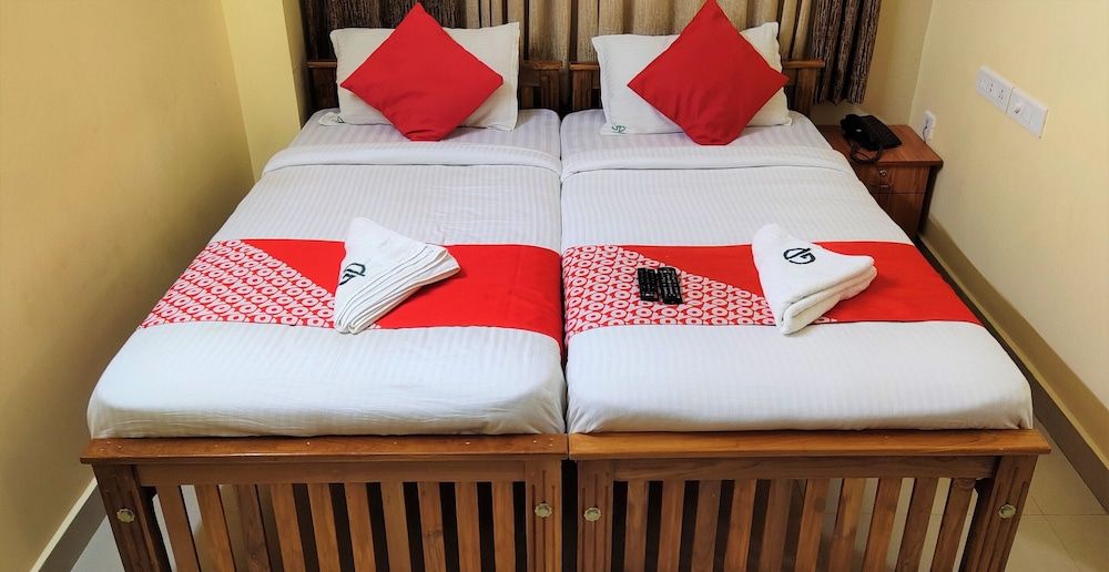 Hotel Green Plaza Classic Double Room 5