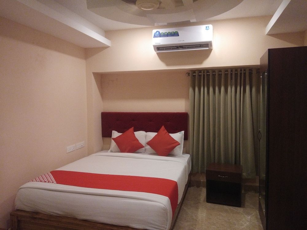 undefined Hotel Green Plaza