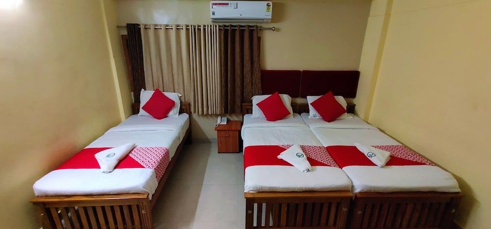 Hotel Green Plaza Classic Triple Room 5