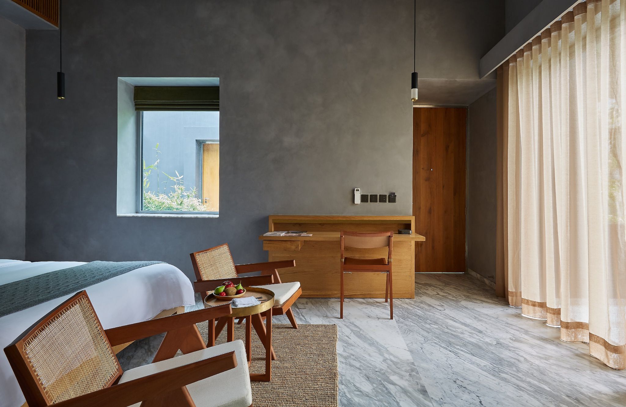 The Roseate Ganges Deluxe Villa with Bathtub & Balcony ( Forest View ) 5