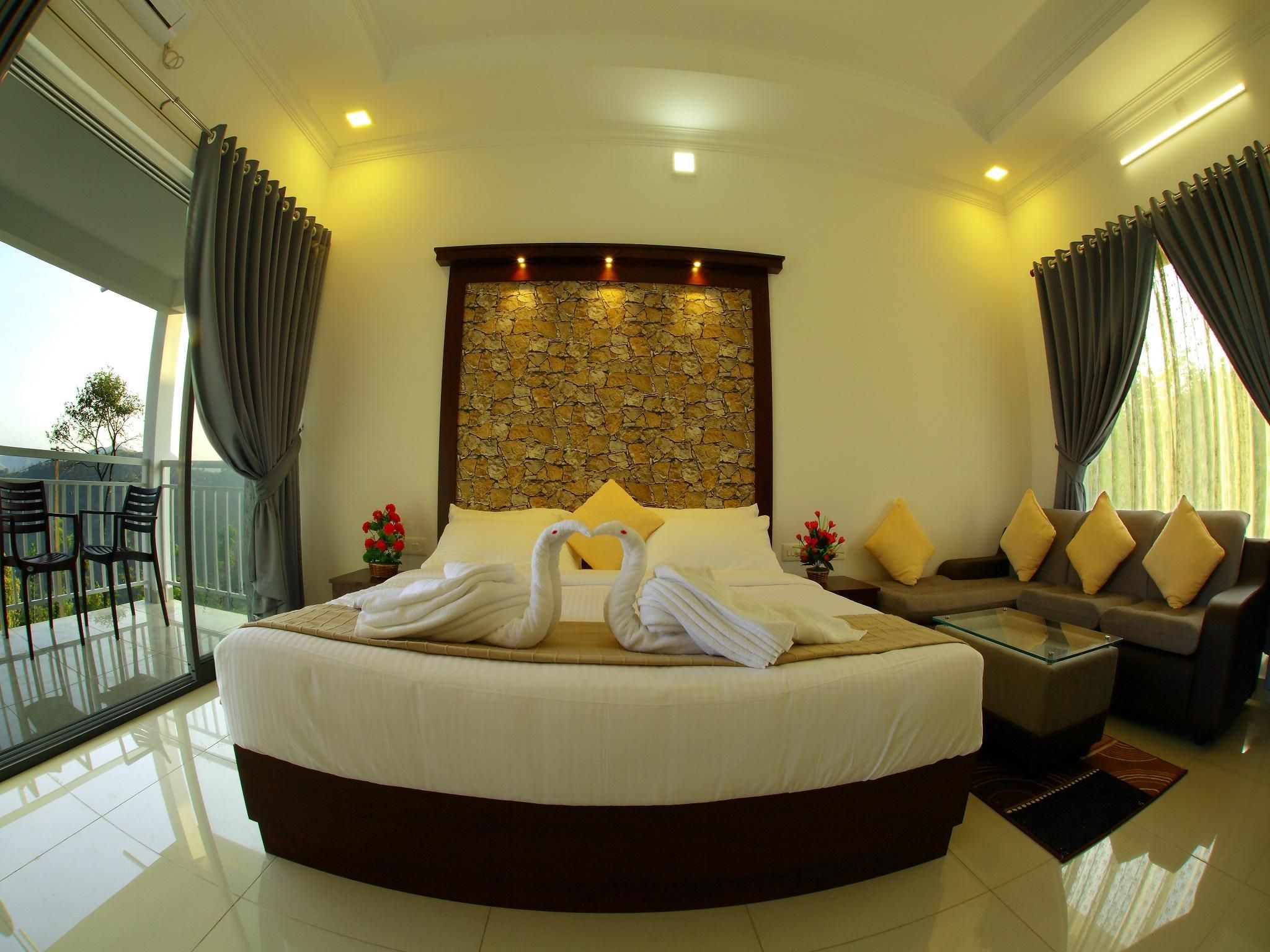 Superior View 1 King Bed