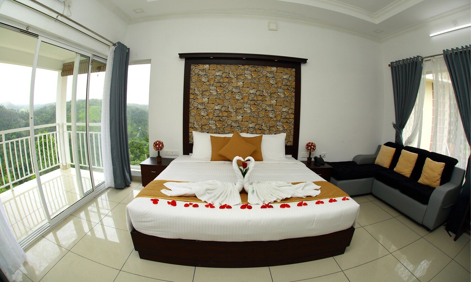 Premium Valley View Room