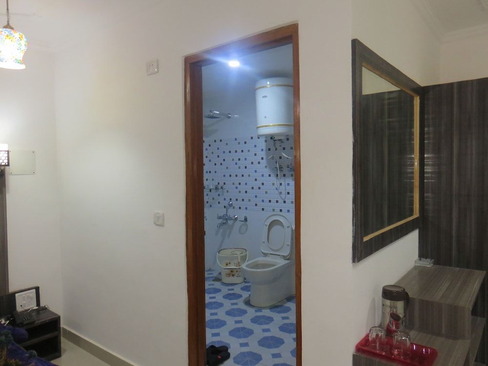 Hotel Ash Vale Deluxe Double Room, 1 Bedroom 16