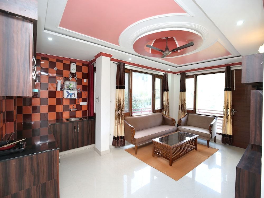 undefined OYO 17175 Home Blissful 2BHK Kumarhatti 8