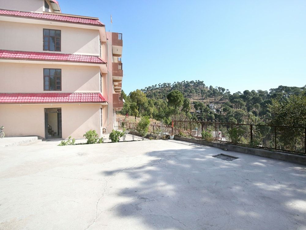 undefined OYO 12734 Home Valley View Studio Kasauli 2