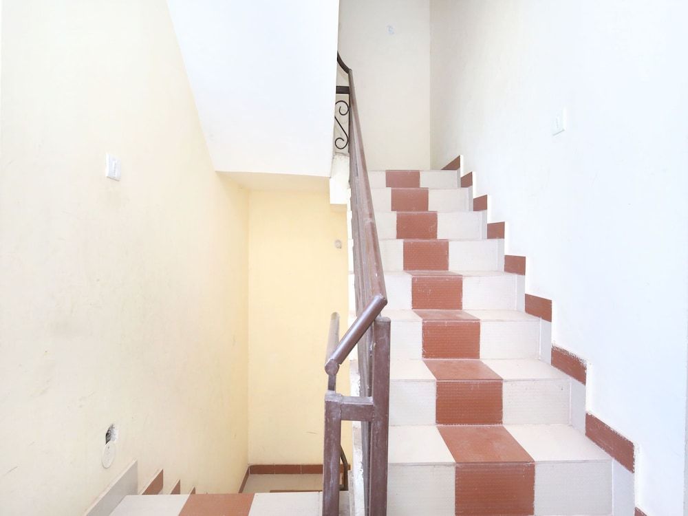 undefined OYO 12734 Home Valley View Studio Kasauli 8