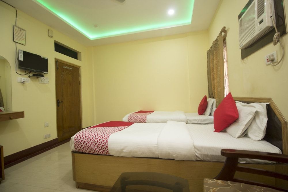 OYO 16794 Bidhan Residency Double Room, 1 Twin Bed 8