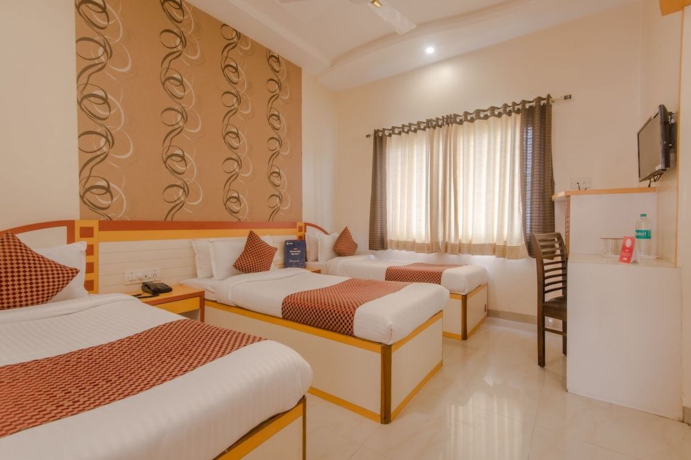 Economy Triple Room