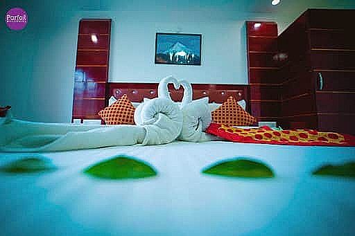 The Grand White Hotel Premium Room 8