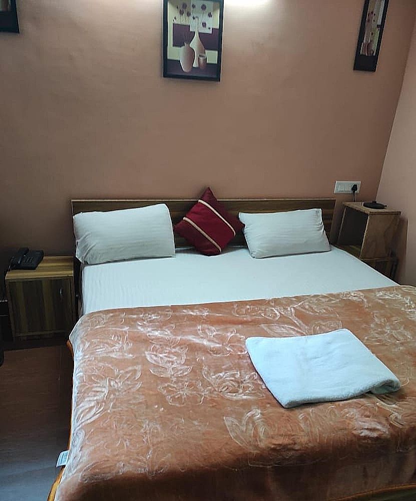 ADB Rooms Hotel Devine Point, Shimla Deluxe Room 9