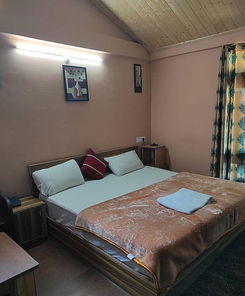 ADB Rooms Hotel Devine Point, Shimla Deluxe Room 4
