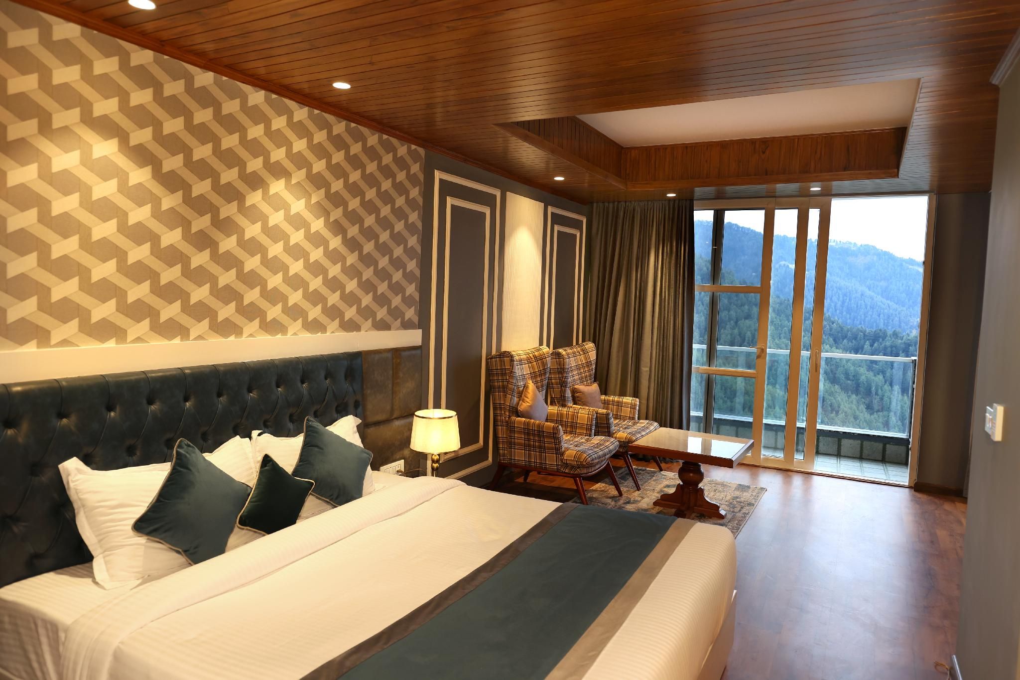 Superior Balcony Room