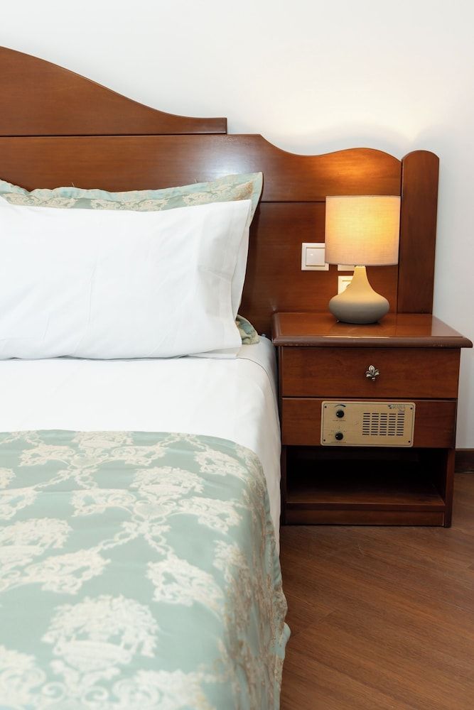 Diana Hotel Premium Comfort Room 3