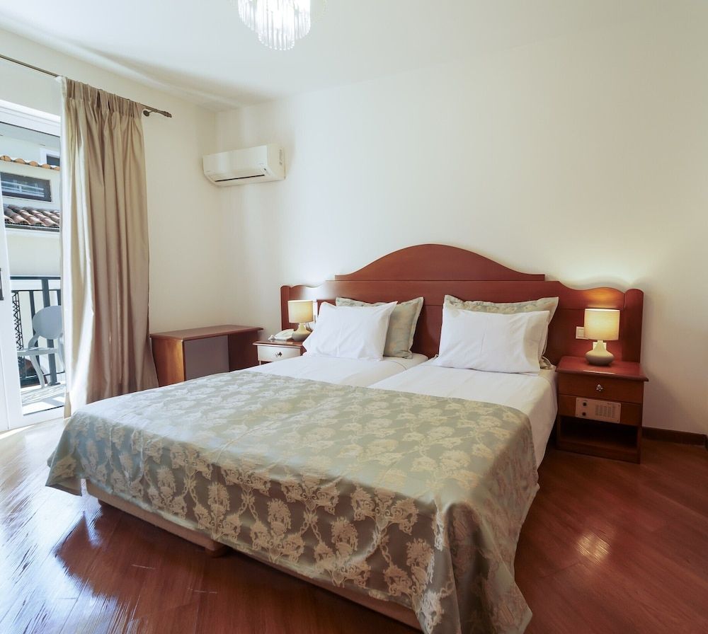 Diana Hotel Premium Comfort Room 2