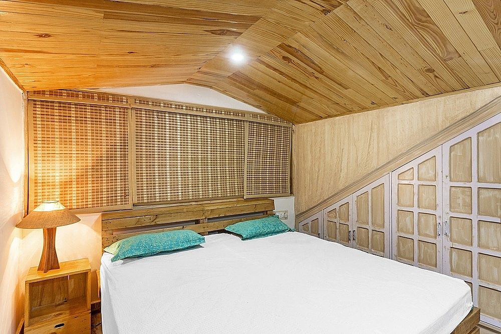 GuestHouser 1 BR Bed & Breakfast 83ac