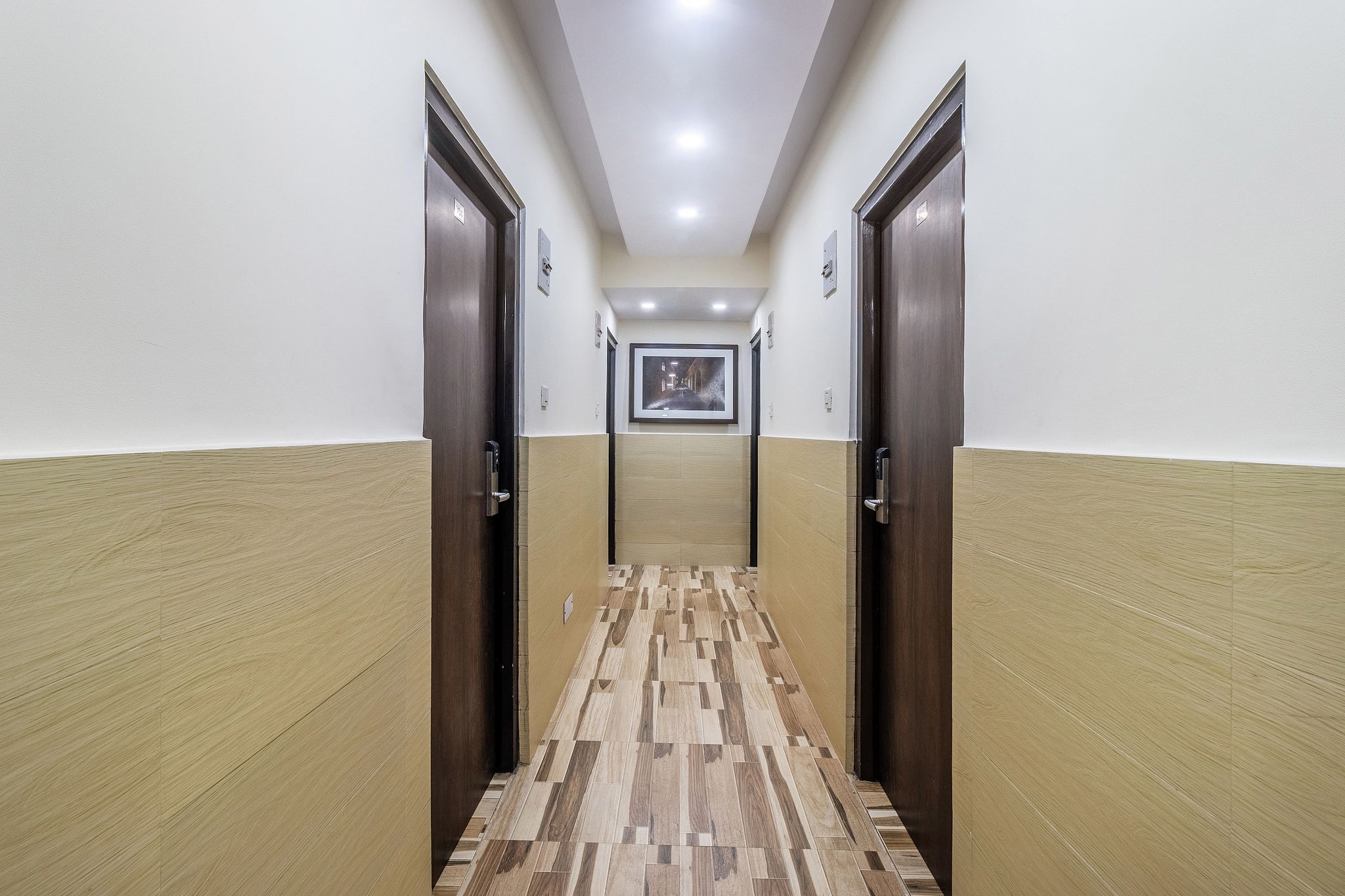 undefined Treebo Maharaja, 500 Mts From Mall Road 4