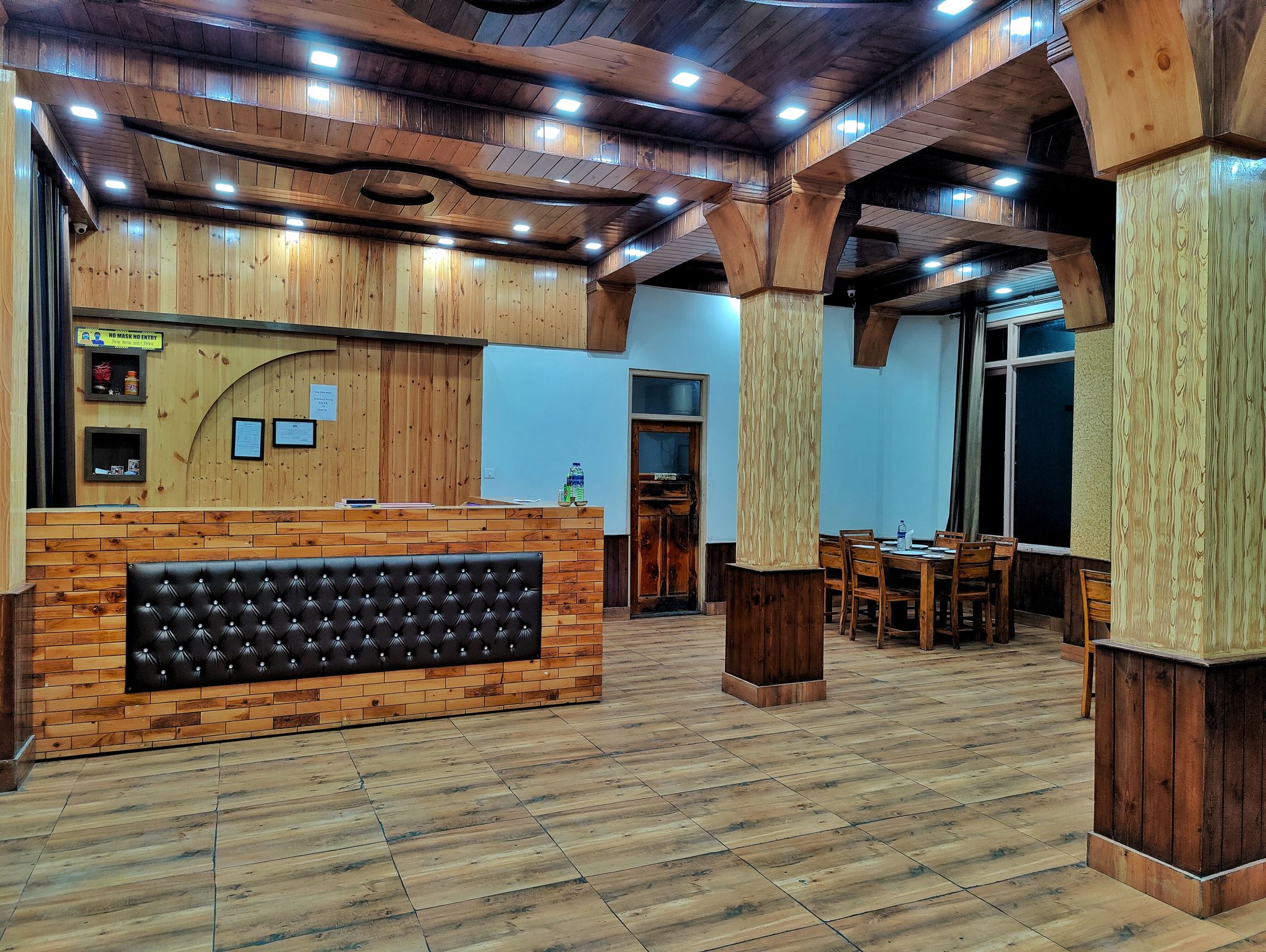 undefined Hotel Taj View 3