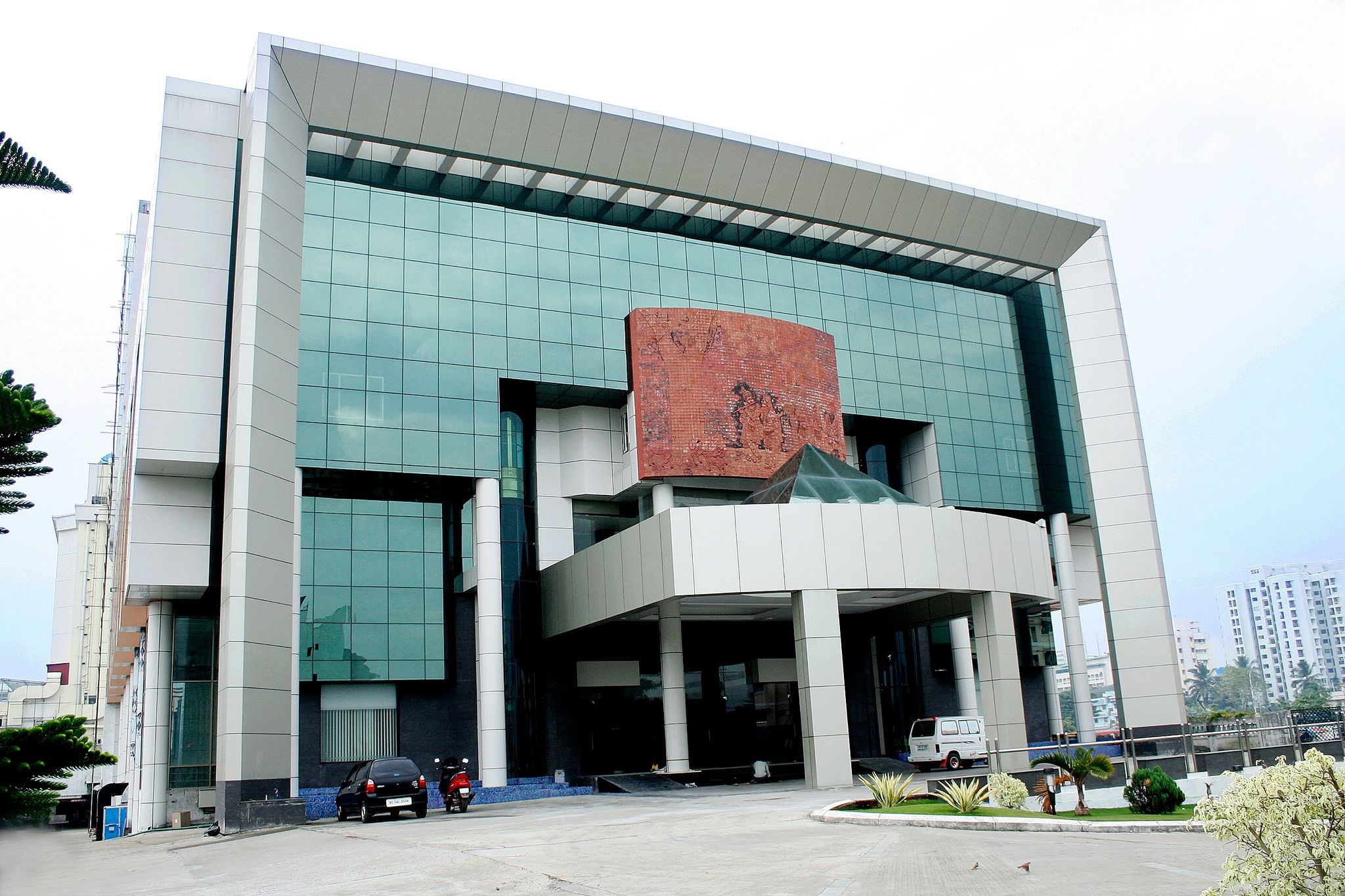 Gokulam Park Hotel And Convention Centre