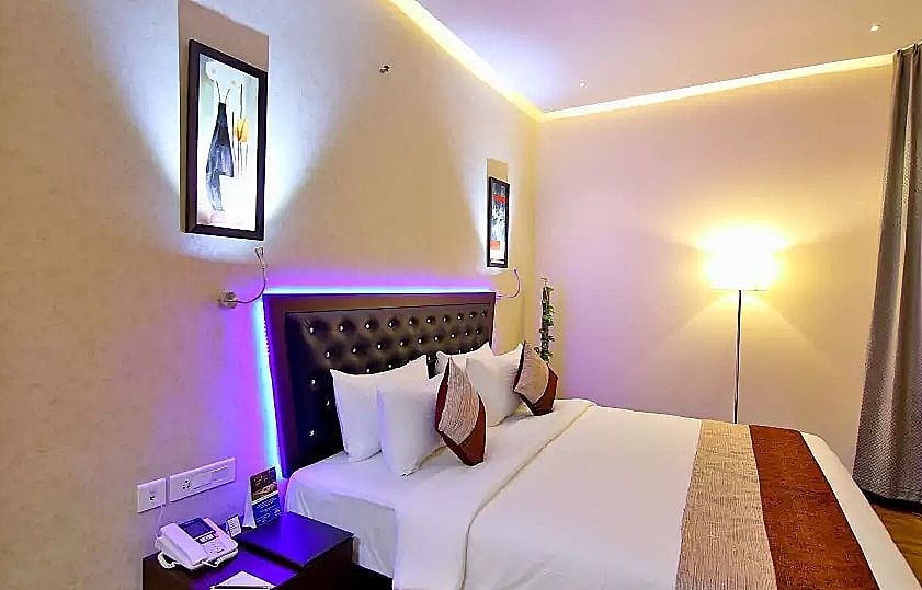 Gokulam Park Hotel And Convention Centre Superior Room(1 King Bed or 2 Single Bed(s)) 3