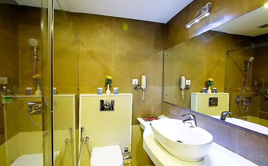 Gokulam Park Hotel And Convention Centre Superior Room(1 King Bed or 2 Single Bed(s)) 7