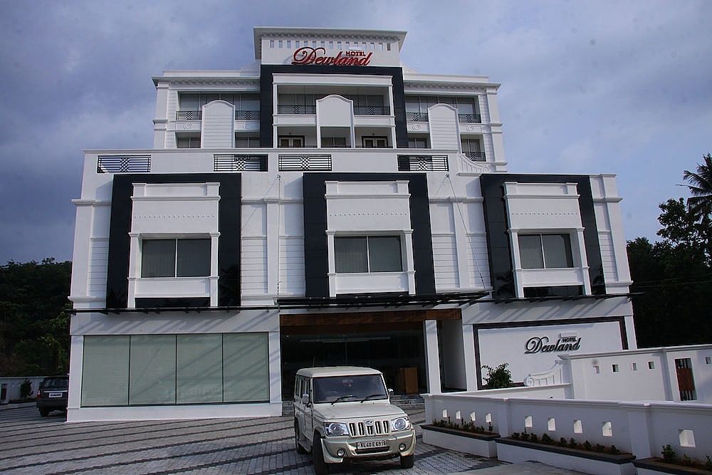 undefined Dewland Hotels 8