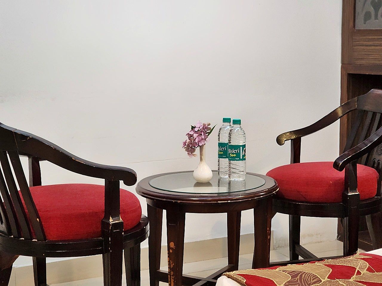 Hotel Surya Deluxe Room 7