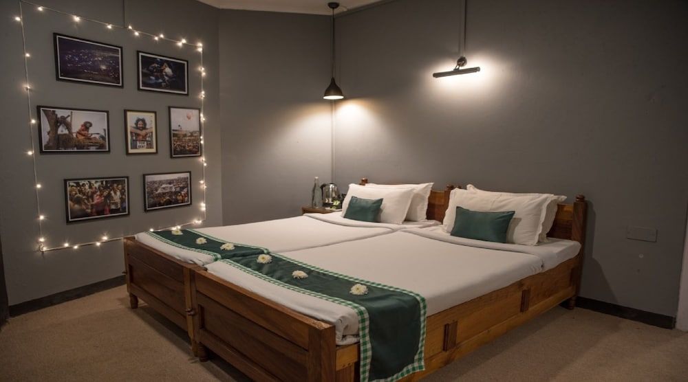 Woodstock Farmhouse Farmhouse Cottage 5