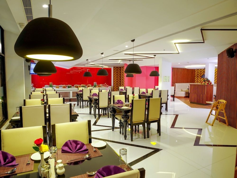 undefined The Blooms Cochin 4