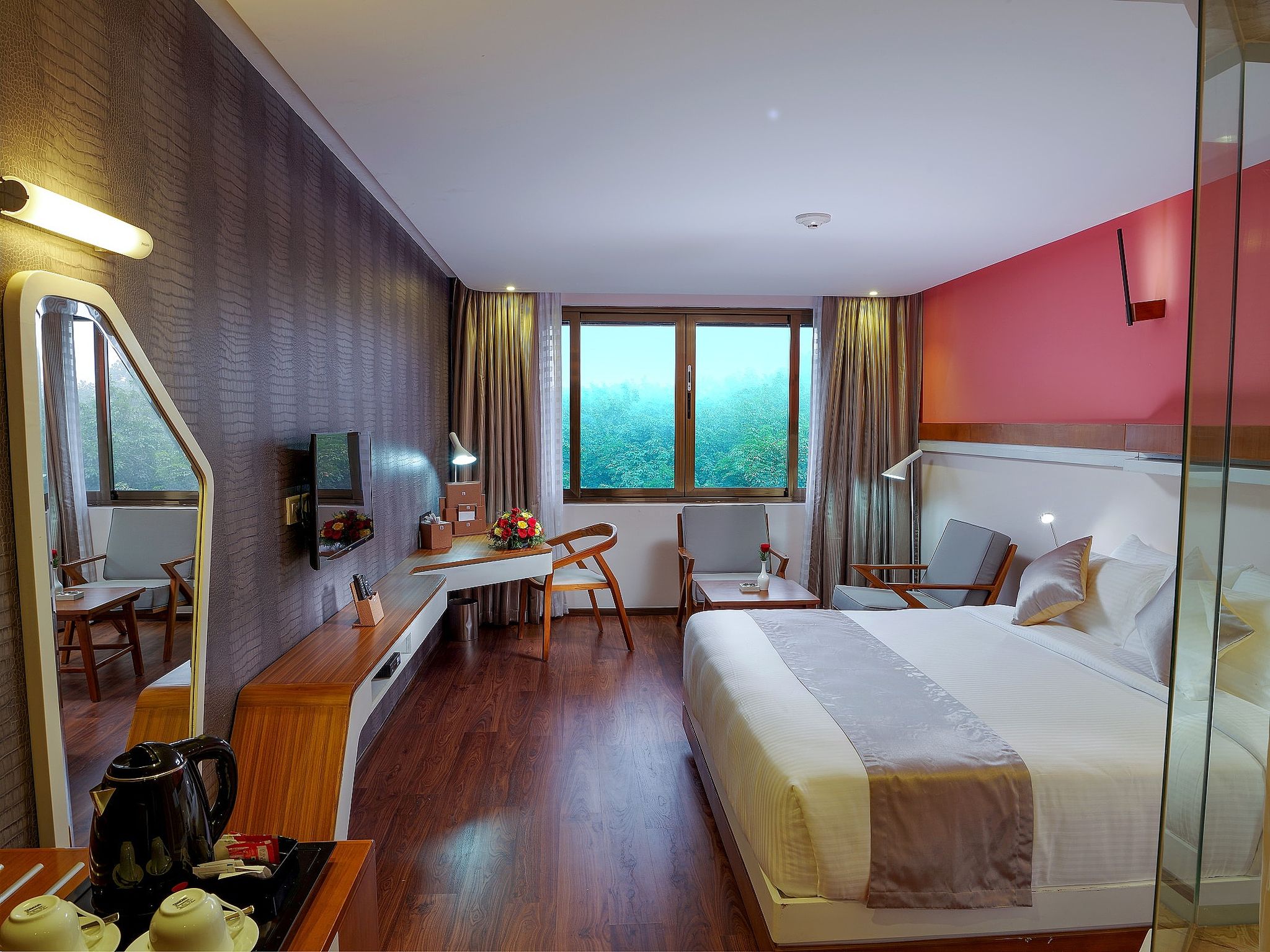 The Blooms Cochin Blooms Deluxe 21