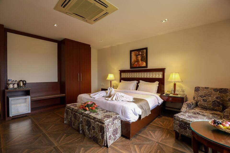 The Luxury Room