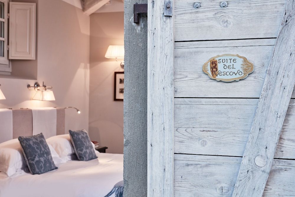 Courtyard Suite