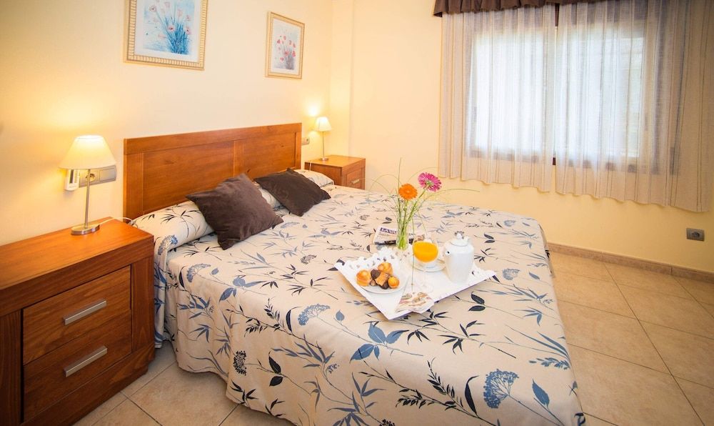Ona Jardines Paraisol Apartment, 2 Bedrooms 1030